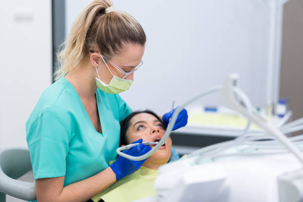 Best Emergency Tooth Extraction in Glenwood, IA